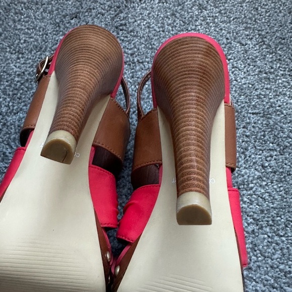 Colin Stewart Brown Sunset Platform Studded Heels - Picture 4 of 4